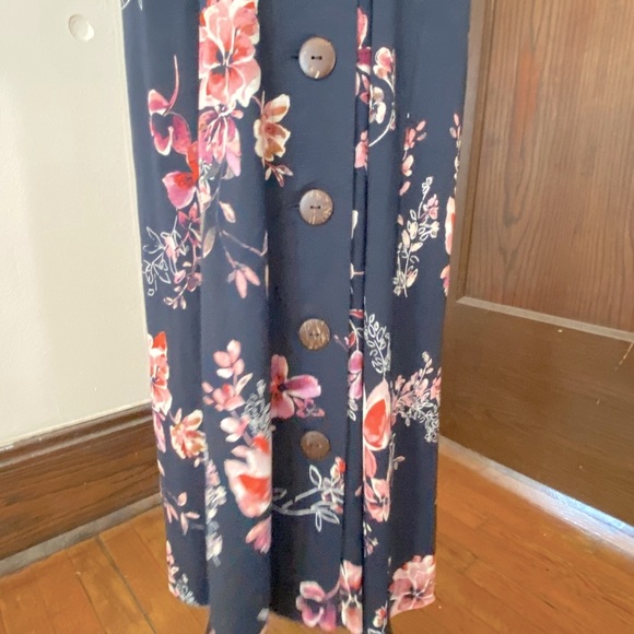 SOLD - Picture 4 of 5